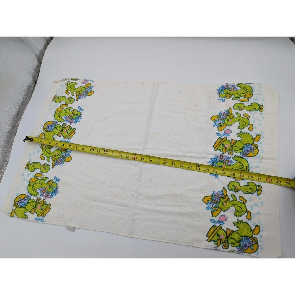Vintage Baby Care Receiving Blanket Small Cotton Easter Ducks Cute‎ Animals USA